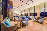 Shangyun Hotel (Anshun West High-Speed Railway Station Airport Road Branch)