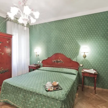 Palazzo Cendon Piano Antico Отели рядом с достопримечательностью «Парк Пападополи»