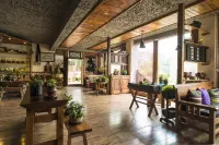 Yimi Shuixiang Inn Hotels in Shilin