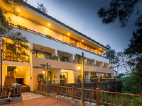 Guilin Shenlong Valley Qinglan Vacation Apartment Hotel berhampiran Zhujiang Passenger Transport Port