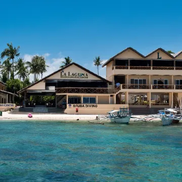 Lalaguna Beach Club & Dive Centre Отели рядом с достопримечательностью «Пляж Сабанг»