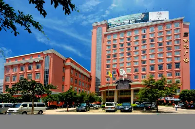 Shiji Guangchang Hotel Hotels in Gejiu