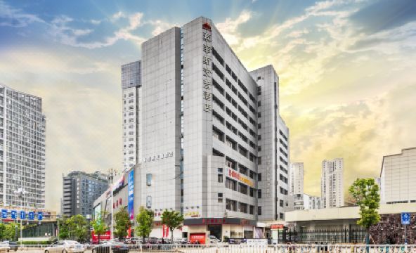 Sofis Pop Hotel - Housity