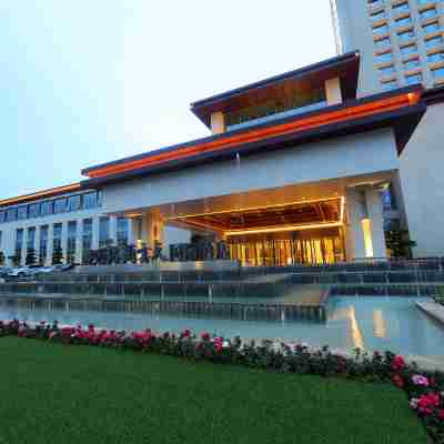 遵義格蘭雲天國際飯店（吾悅廣場店） Hotel Exterior