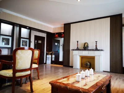 Huiqun Business Hotel Hotel di Distrik Yimei