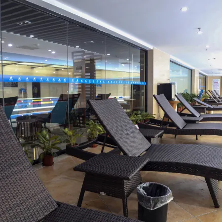 Quanzhou Hui'an Chongwu Xishawan Holiday Hotel