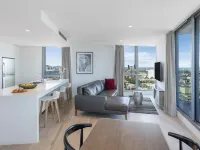 Imagine Marco Hotels in Southbank