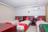 OYO Jiaotong Hotel (Xinyang Railway Station)