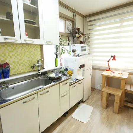 Dana Haru Guesthouse Отели рядом с достопримечательностью «Jeondong Catholic Church»