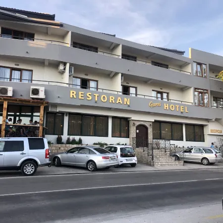 Hotel Olimpija Plus