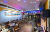 Tengchong Naman Ting Garden Villa (Feicui Ancient Town) - بار