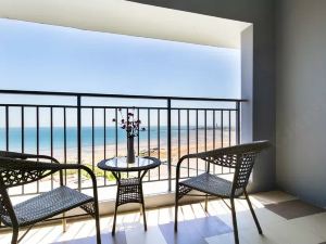 Qiyue Light Luxury Seaview Holiday Apartment Hotel (Dongdaihe Jiazhaoye)