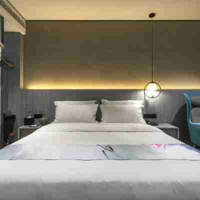 璞素酒店（隨州白雲湖教育局店） Rooms