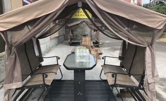 Noble movie art hotel(Weihai Golden Beach Bathing Beach Shandong University East Gate)