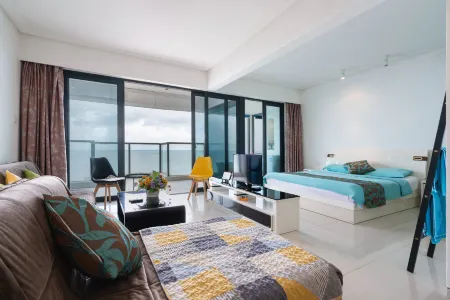Tuyu Seaview Hotel Apartments