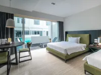 S Ram Leisure Hotel Hotels near The Mall Bangkapi