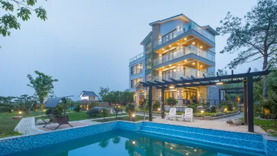 Floral Hotel · Xuan Hu Ge Hangzhou Hotel Отели рядом с достопримечательностью «Ляошаньское море»
