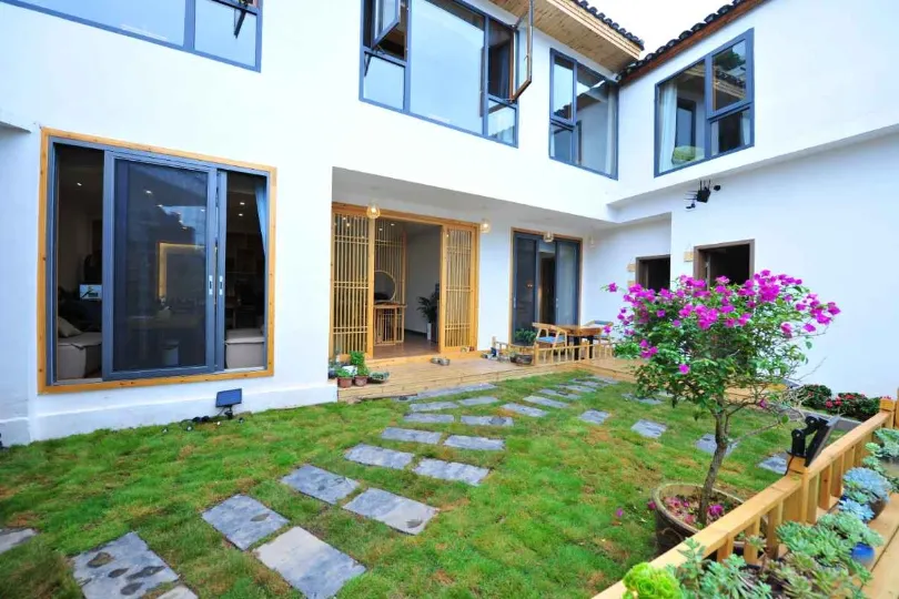 Wanlai Xiaozhu Private Courtyard Hostel