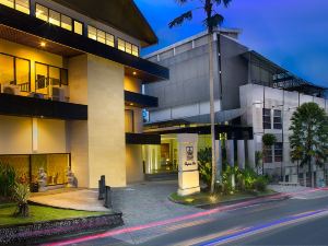 Grand Kecubung Hotel