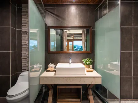 Zhang's Grand Courtyard · Historic Mansion · Chinese Aesthetics · Hot Spring Courtyard (Heshun) Отели в г. Тенчун