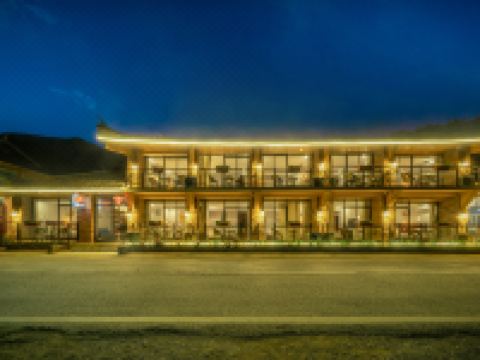 泸沽湖一面湖水客栈 - 酒店外部