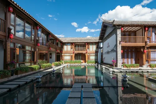 Passing-cloud Resort·Wenyuan (The Old Town of Lijiang)
