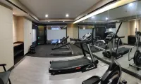 BBH Hotel (Xinchang Ocean City) - Gym