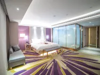 Lavande Hotel (Wuhan Happy Valley Renhe Road Metro Station)