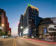 Vienna Hotel (Jiujiang Train station Happy City) - Romantik