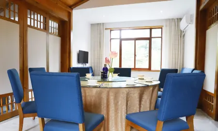 Liling Maple Valley Danfeng Hotel