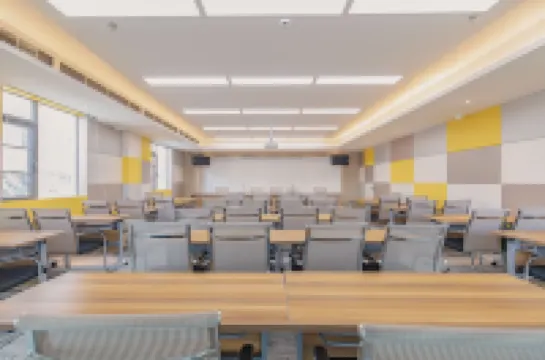 HanTing Premium Hotel (Lhasa Railway Station Wangfujing Shopping Center)