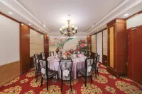 Dong Fang Hotel - 3-Star