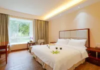 Southeast Huadu Hot Spring Hotel