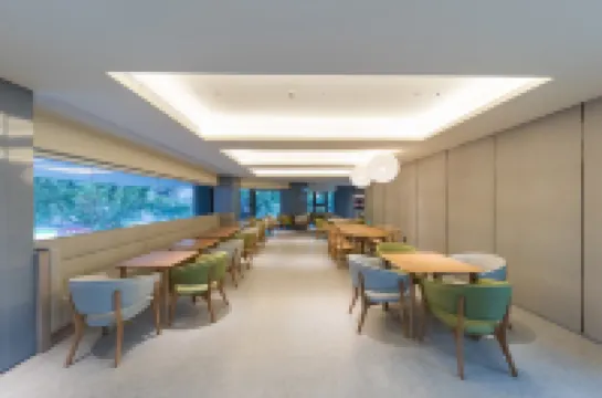 지 호텔 (상하이 인민광장 푸지안 미들 로드)