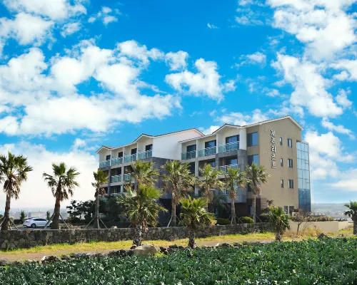 Jeju Resort Hotels near Geumsungdang
