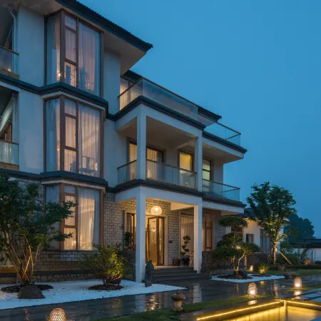 Floral Hotel · Xinghui B&B