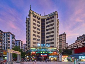 Insail Hotel ( Guangyuanxincun Jingtai Pedestrian Street Guangzhou)