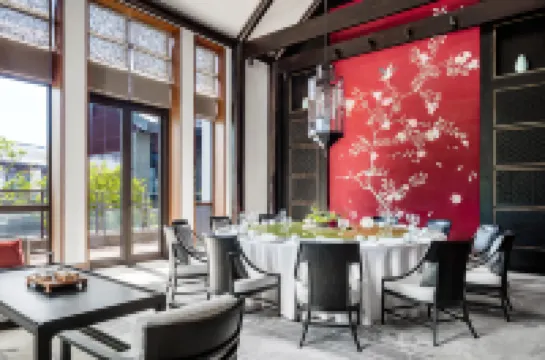 คอร์ดิส ตงเฉียนเลค หนิงป๋อ