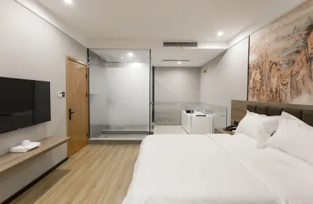 Tonghuali Hotel Отели рядом со станцией Lankao Railway Station