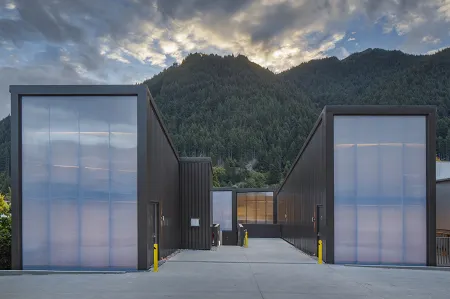 Koura Apartments Central Queenstown Отели рядом с достопримечательностью «Skyline Luge Queenstown»