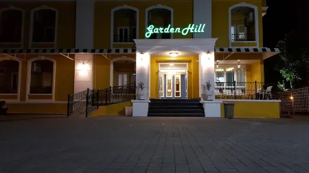 Garden Hill Mansion Trang