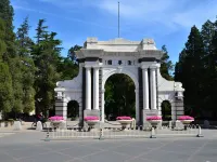 Hejia Inn (Beijing Tsinghua) Hotels near Wudaokou Station