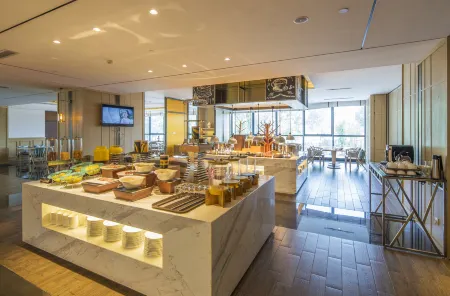 The Amber House Xi'an Отели рядом с достопримечательностью «Xi'an Institute Service & Software Science Technology»