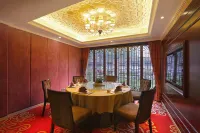 Eden Club House - breakfast