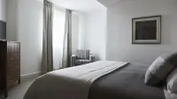 Plough Hotel Hotels in Braybrook