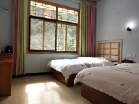 Zhangjiajie Hongrui Chinese Inn Hoteles cerca de Tianzi Mountain