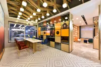 Shenyang Tiexi Plaza Vientiane Hui Atour Light Hotel