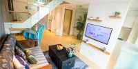 Qing Dao Mu En LOFT oxygen apartment - Guyou LOL Six-Person Apartment Room