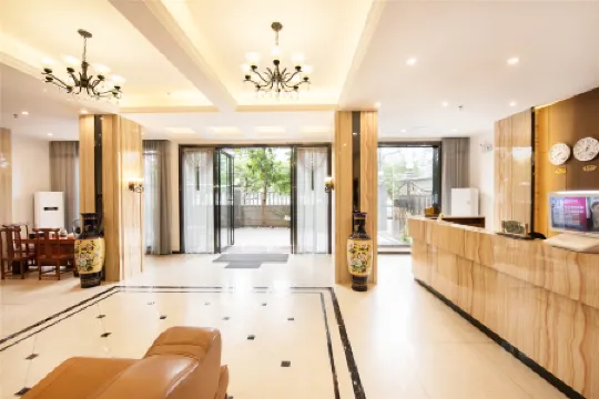 Xiaoshu Wushe Boutique Hostel Отели рядом с достопримечательностью «Qiongzhou Bridge»