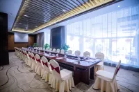 Maple Leaf Garden Hotel Hotel di Yudu